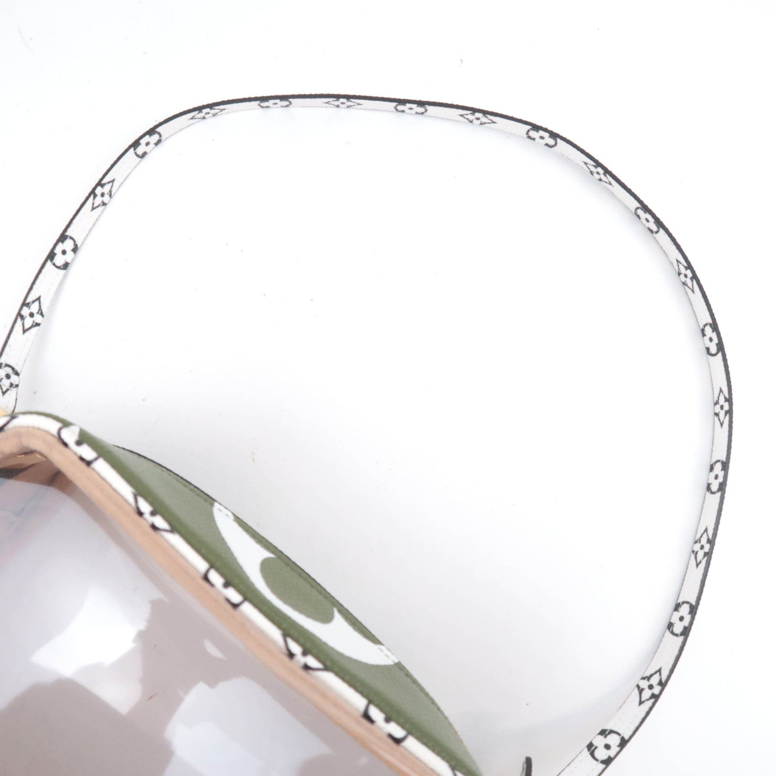 Louis Vuitton Monogram Giant Beach Clear Bag Khaki M67610