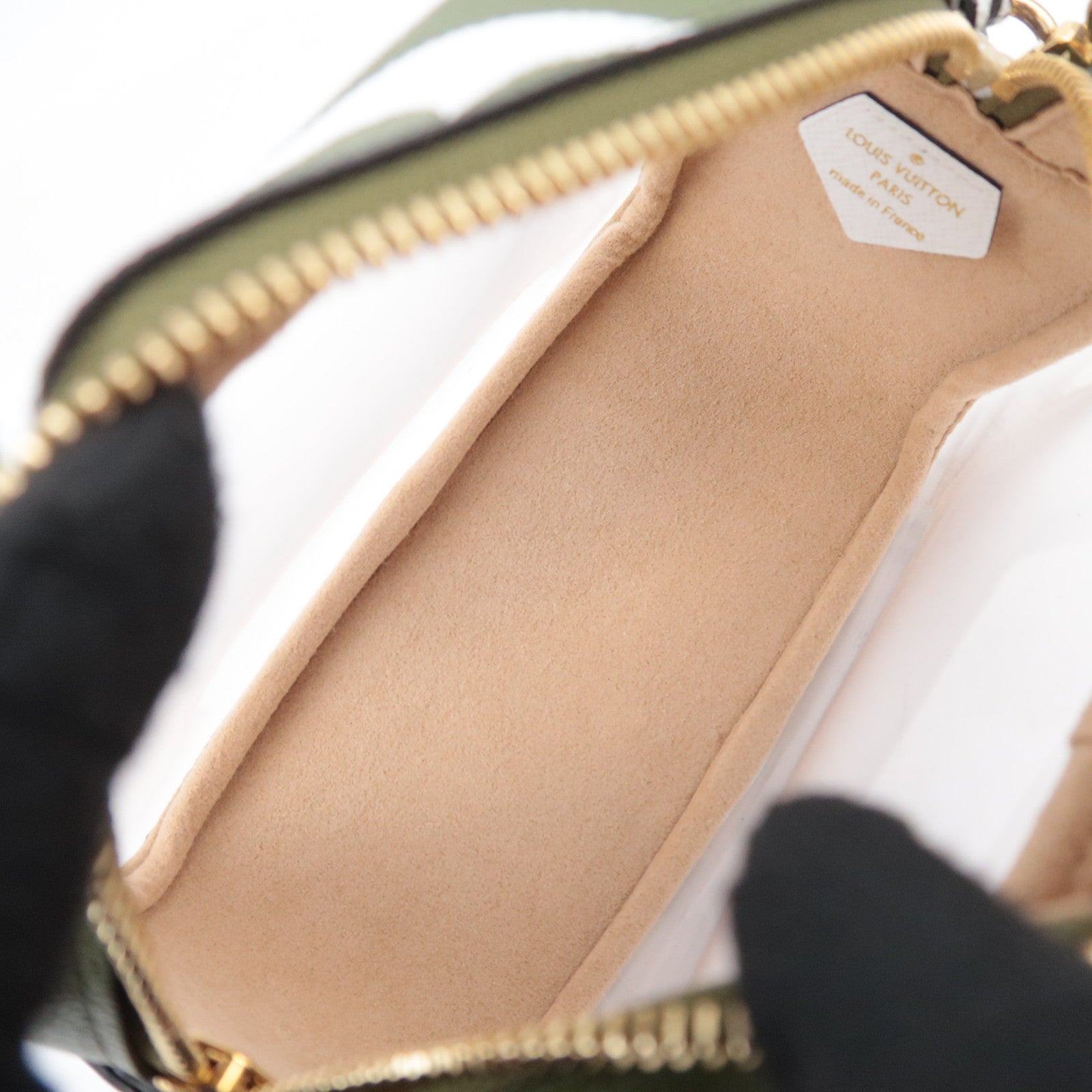 Louis Vuitton Monogram Giant Beach Clear Bag Khaki M67610