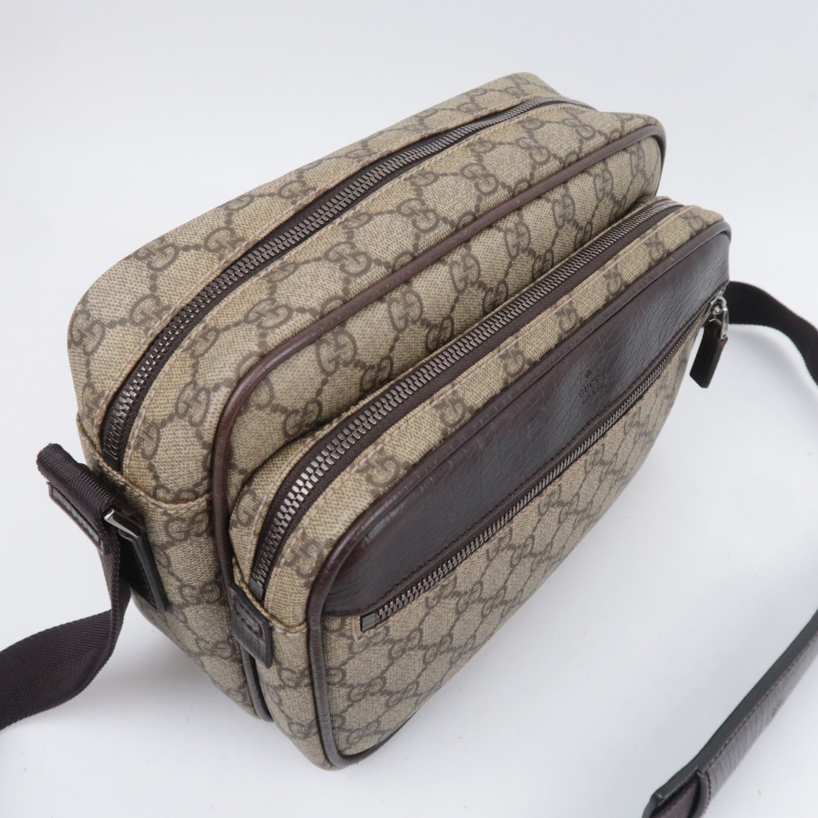 GUCCI GG Supreme Shoulder Bag Beige Brown 114531