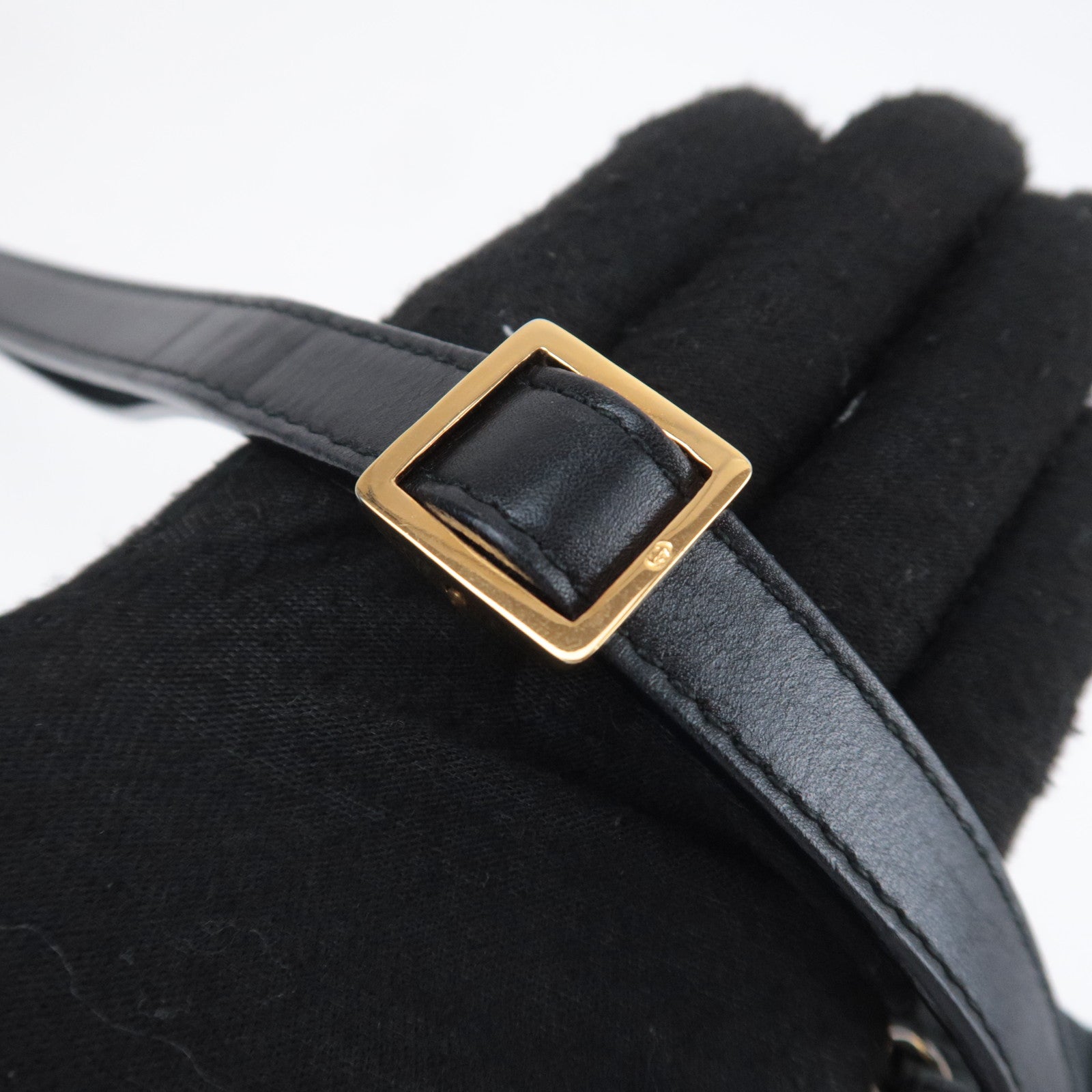 GUCCI Old Gucci Interlocking G Leather Shoulder Bag Black 007.104.0098