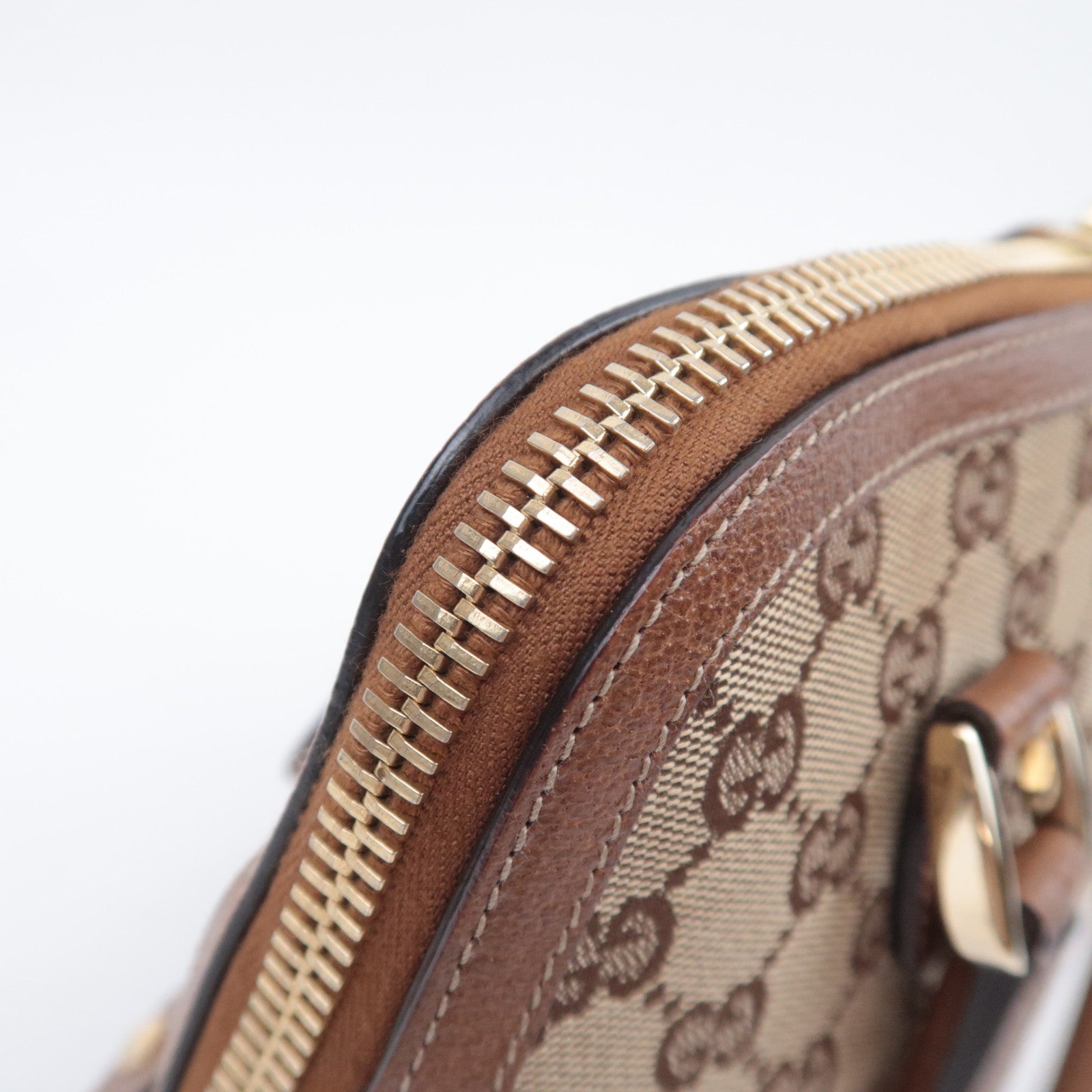 GUCCI GG Canvas Handbag Beige Brown 131023