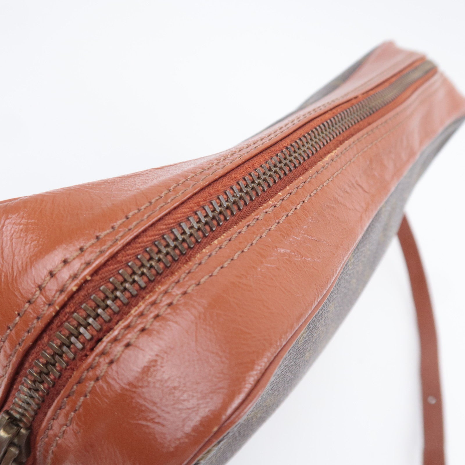 Louis Vuitton Monogram Sac Bandouliere 30 Shoulder Bag M51364