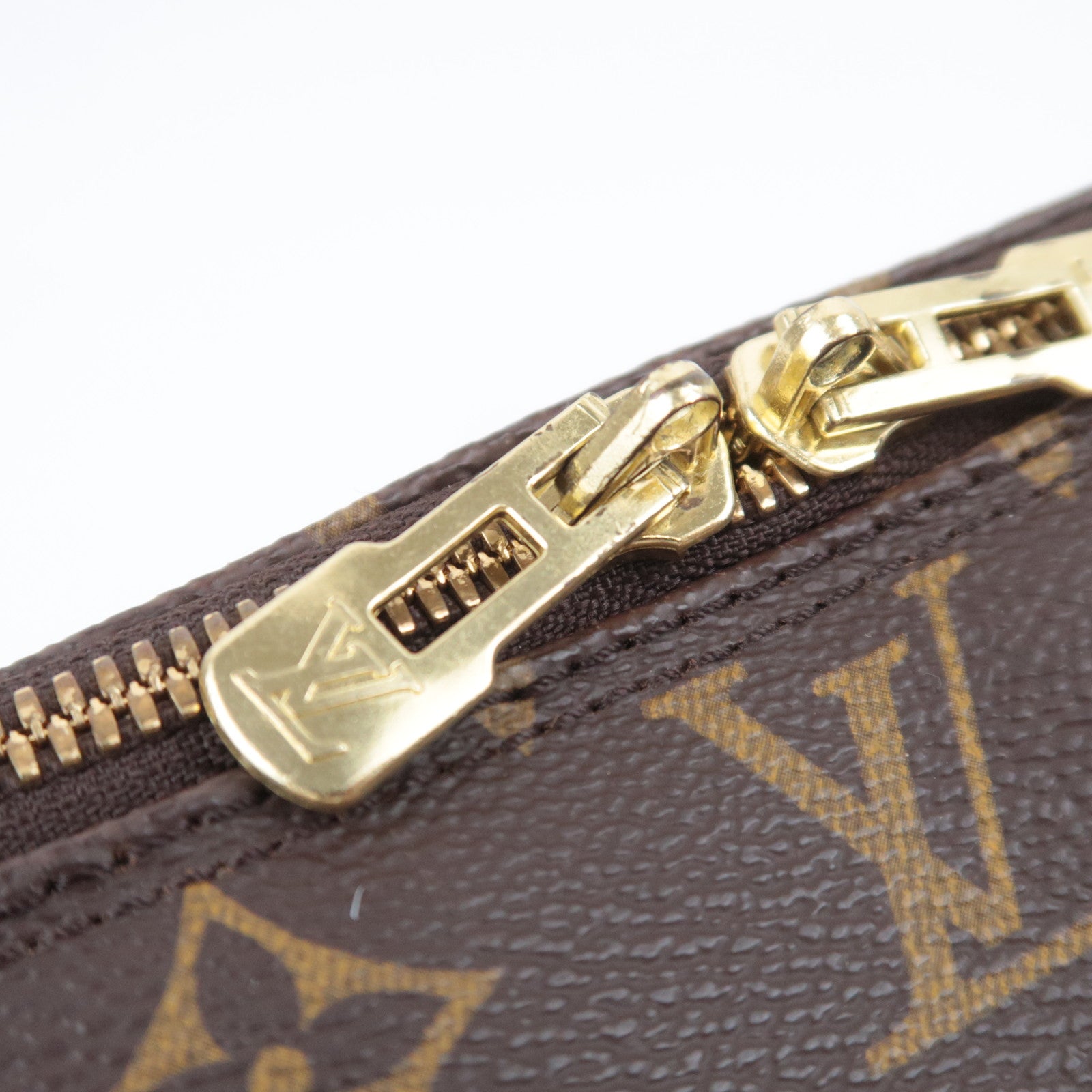 Louis Vuitton Monogram Alma Handbag M51130