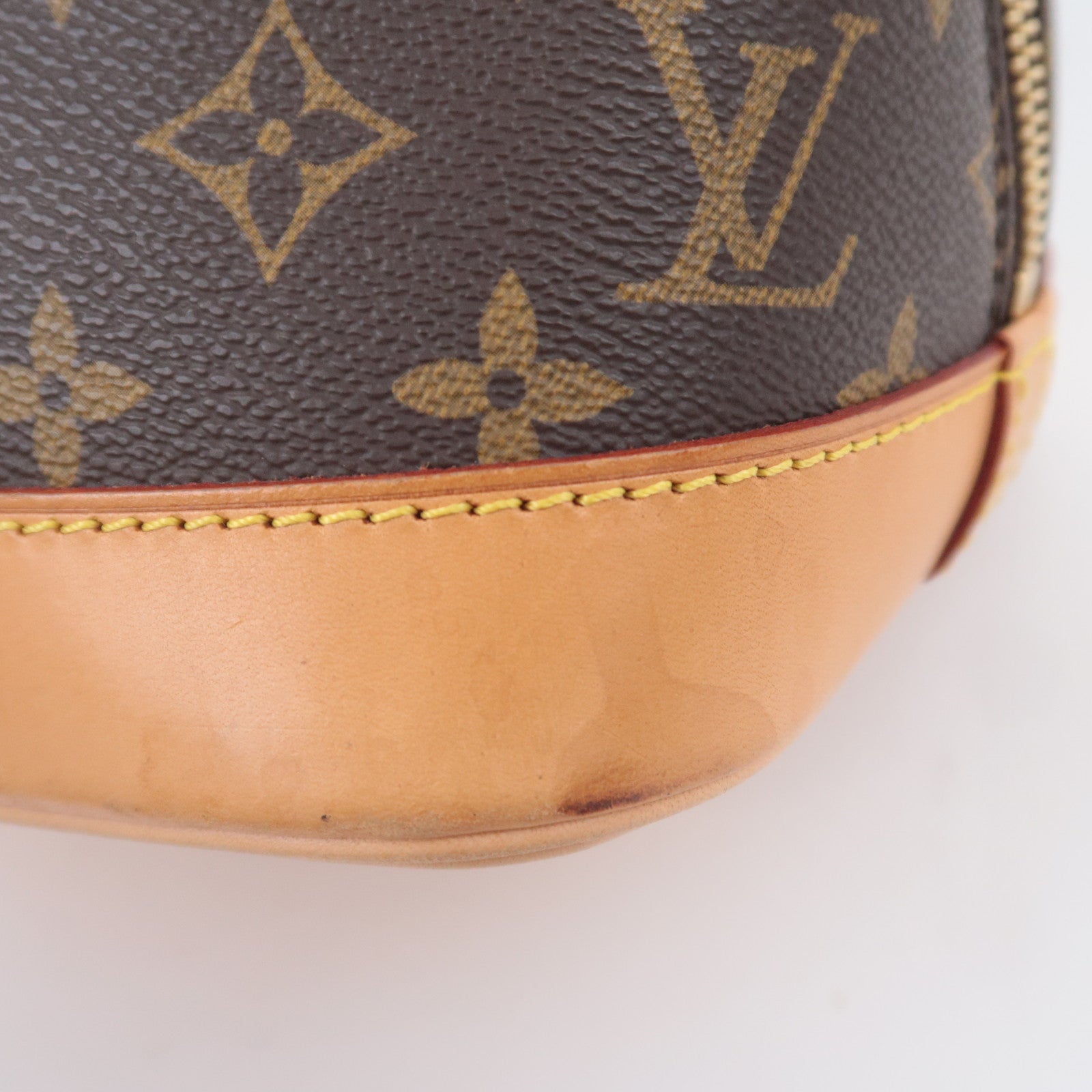 Louis Vuitton Monogram Alma Handbag M51130