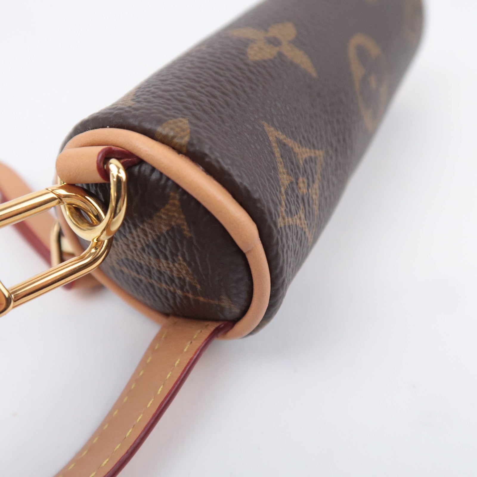 Louis Vuitton Monogram Micro Papillon Mini Pouch M00354