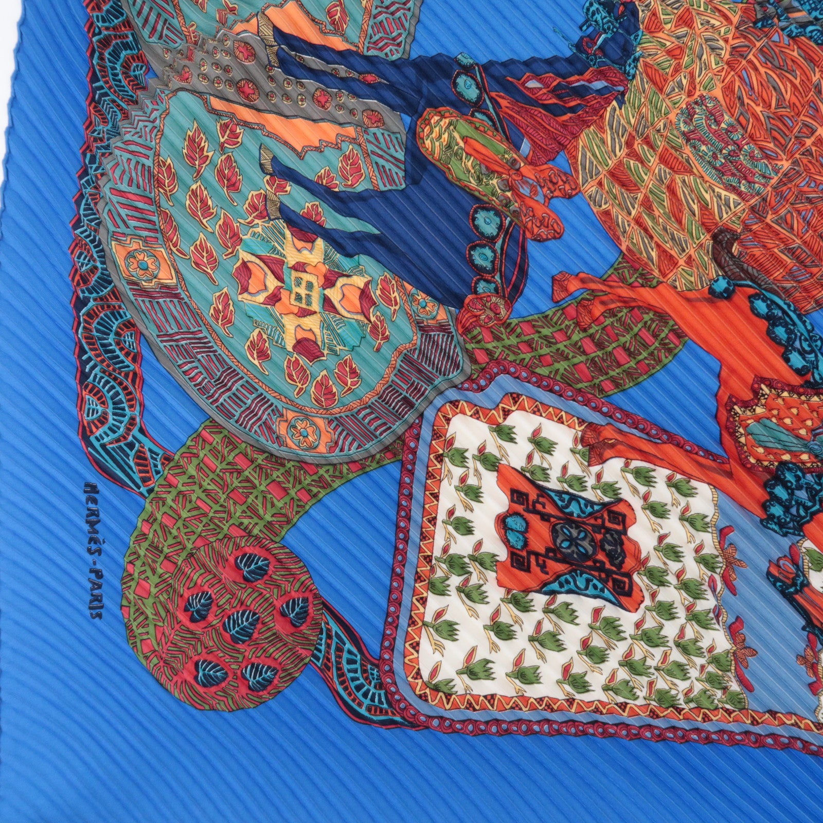 HERMES Pleated Carre 90 Scarf 100% Silk