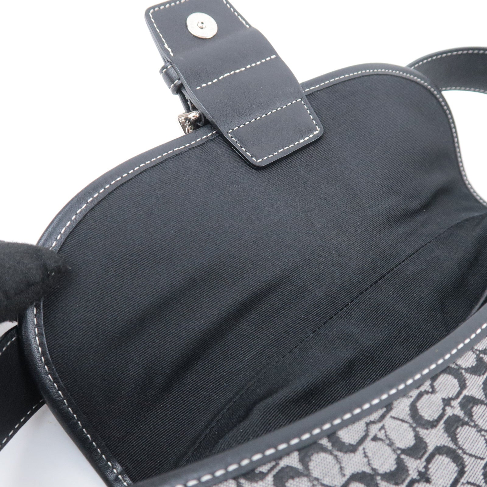 COACH Mini Signature Canvas Shoulder Bag Black 6808