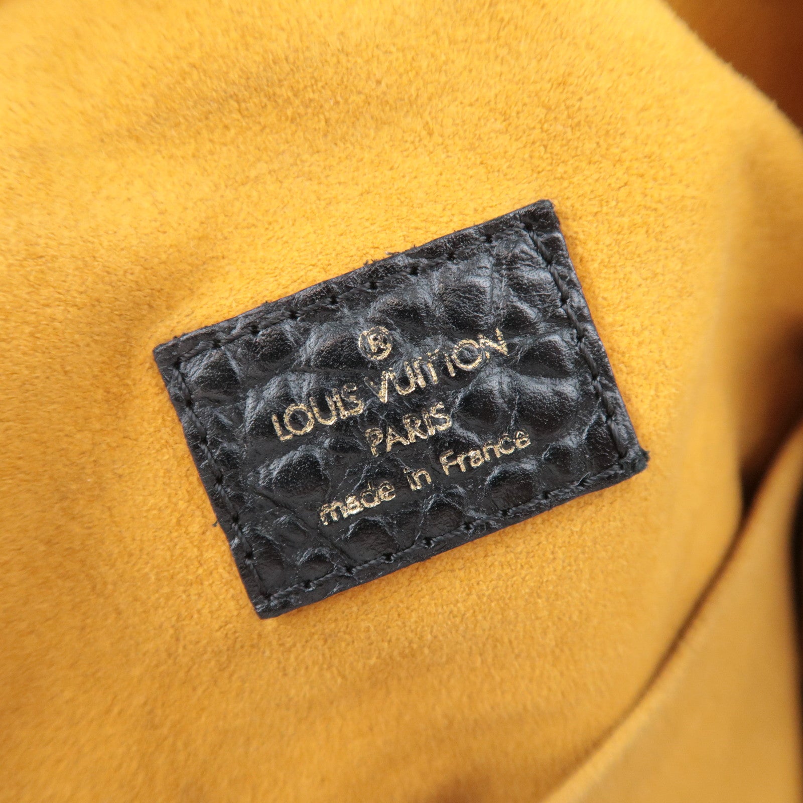 Louis Vuitton Monogram Denim Neo Cabby MM Noir M95351