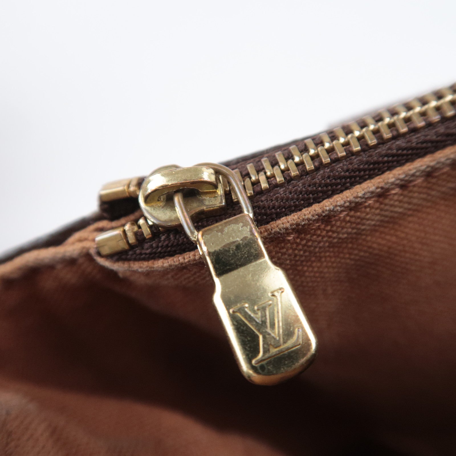 Louis Vuitton Monogram Cabas Beaubourg Tote Bag M53013