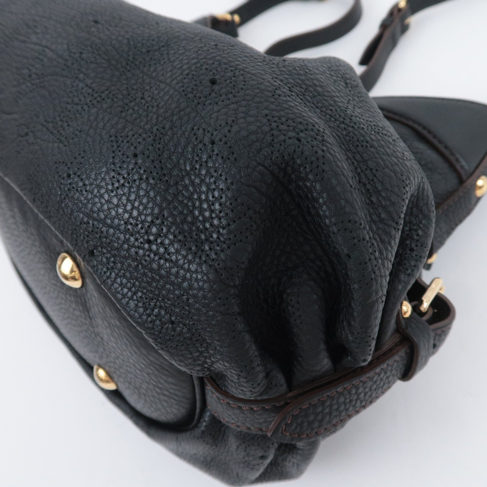 Louis Vuitton Monogram Mahina XS Noir M95660