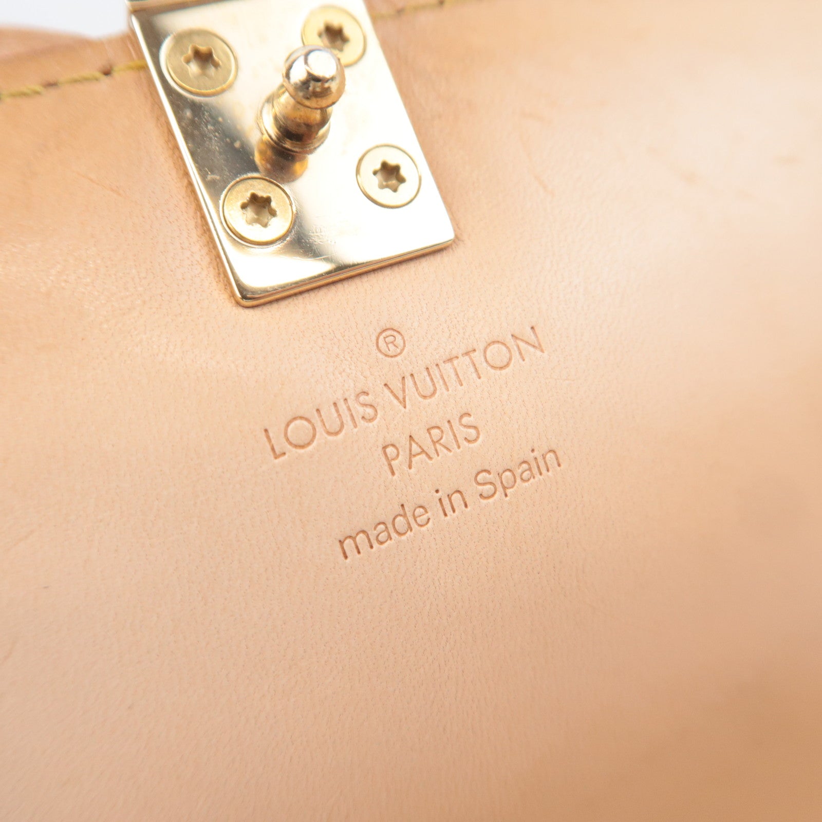 Louis Vuitton Murakami Monogram Cherry Blossom Sac Retro PM M92012