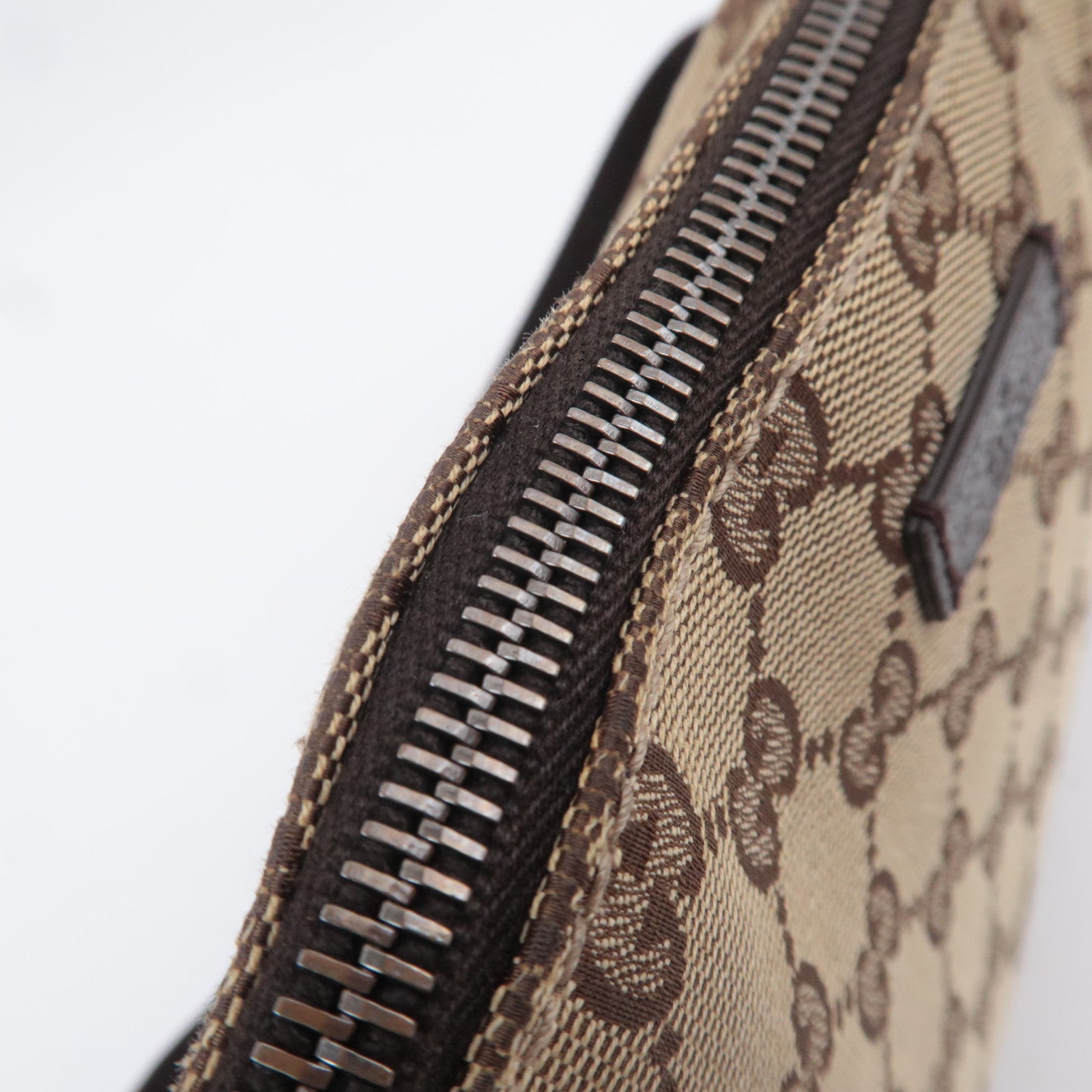 GUCCI GG Canvas Shoulder Bag Beige 114273