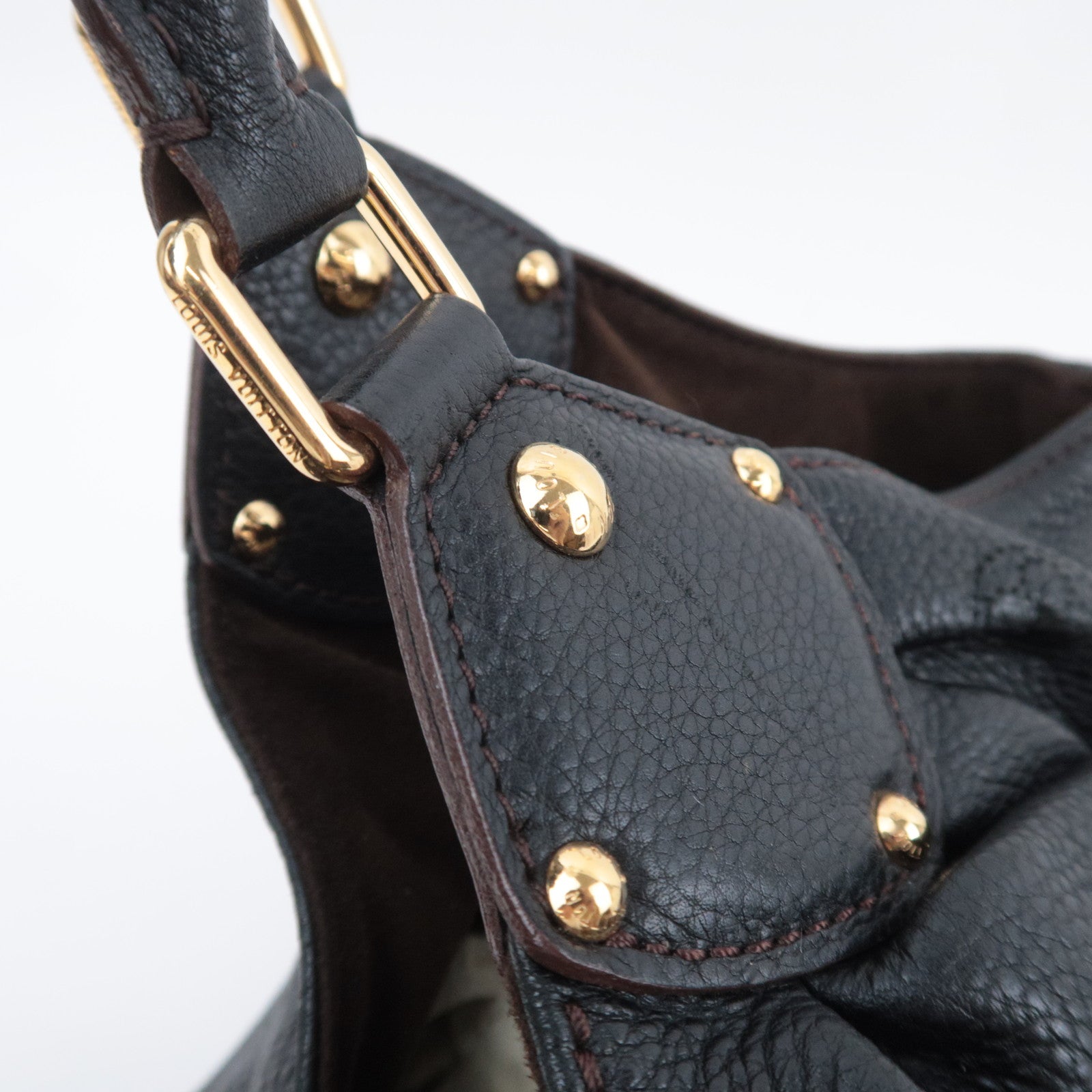 Louis Vuitton Monogram Mahina L Shoulder Bag Noir M95765