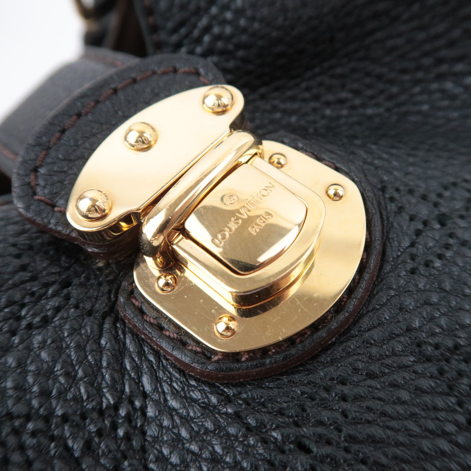 Louis Vuitton Monogram Mahina L Shoulder Bag Noir M95765