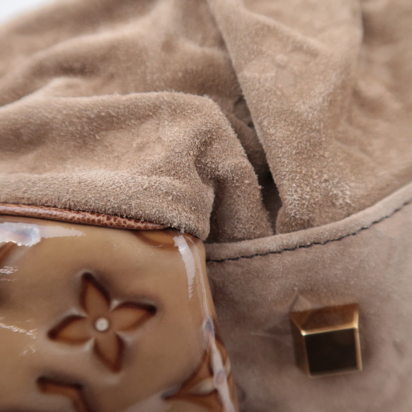 Louis Vuitton 2009 Pre Fall Collection Irene Shoulder Bag M47928