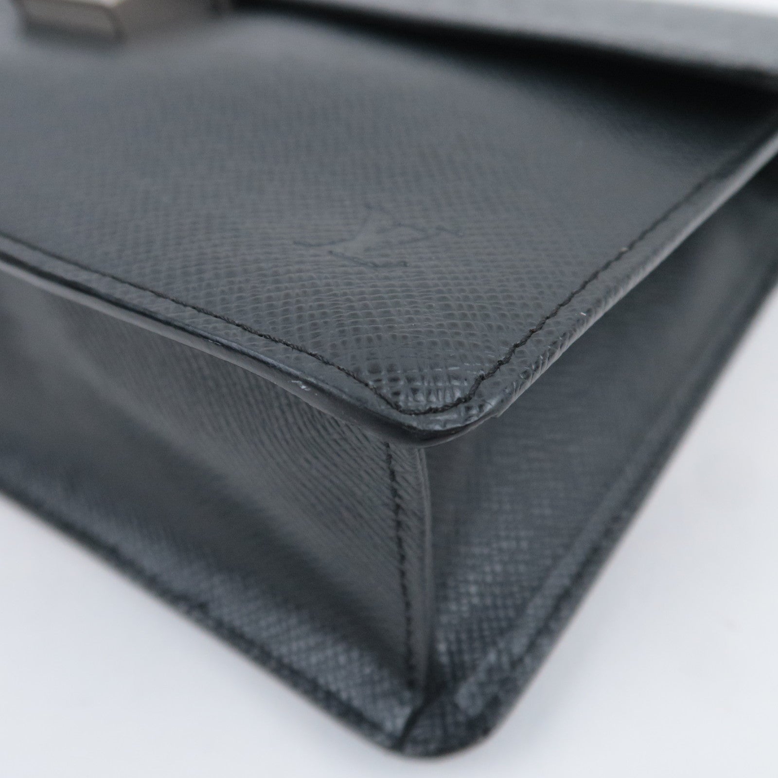 Louis Vuitton Taiga Selenga Clutch Bag Ardoise M30782
