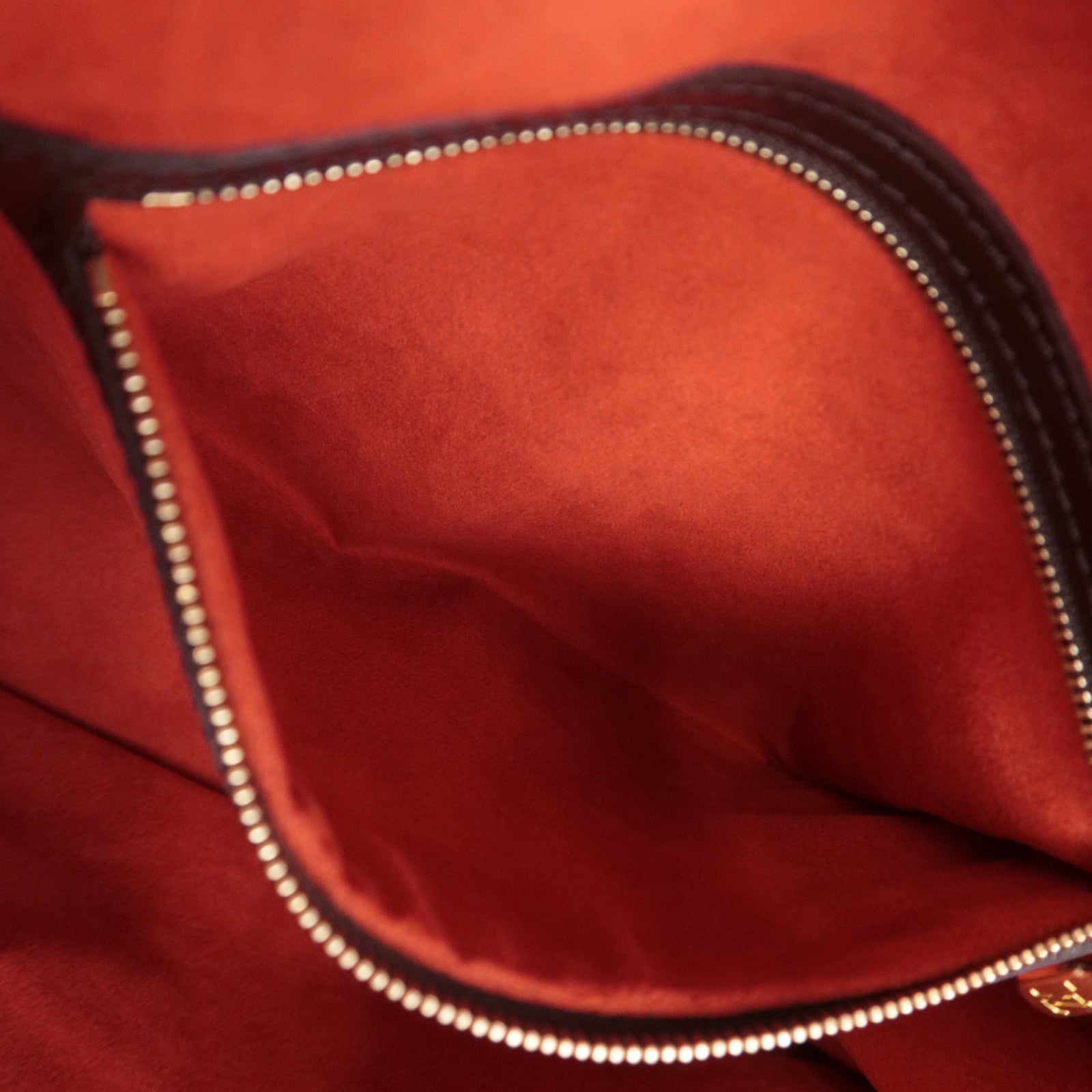 Louis Vuitton Damier Uzes Handbag N51128