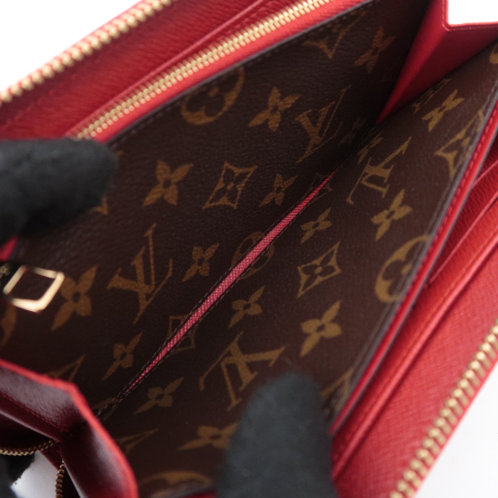 Louis Vuitton Monogram Retiro Zippy Wallet Cerise M61854