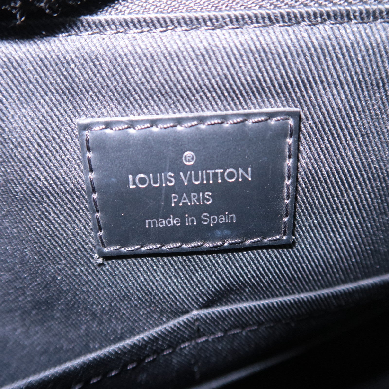 Louis Vuitton Damier Graphite Mick MM NM Shoulder Bag N40004