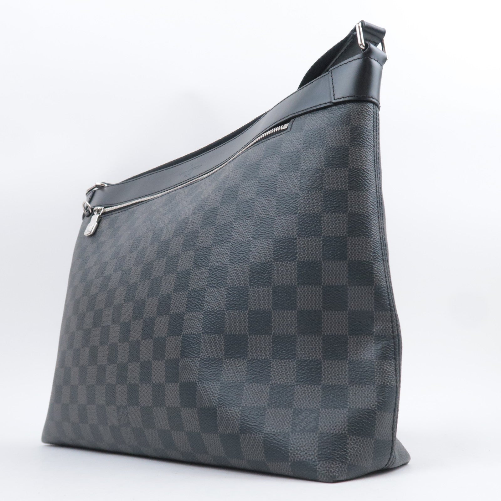Louis Vuitton Damier Graphite Mick MM NM Shoulder Bag N40004