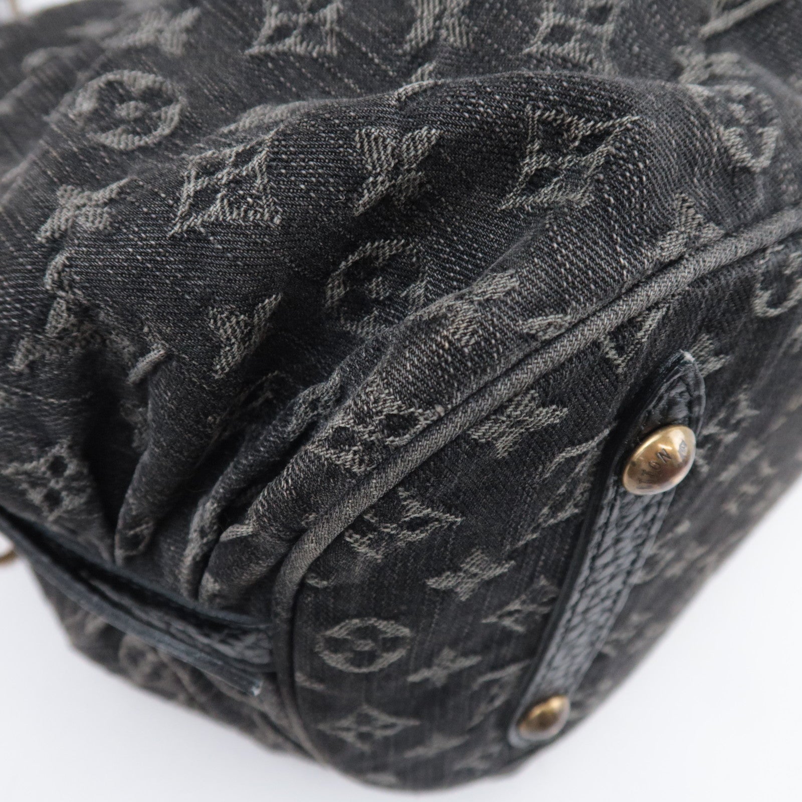 Louis Vuitton Monogram Denim XL Shoulder Bag Noir M95510