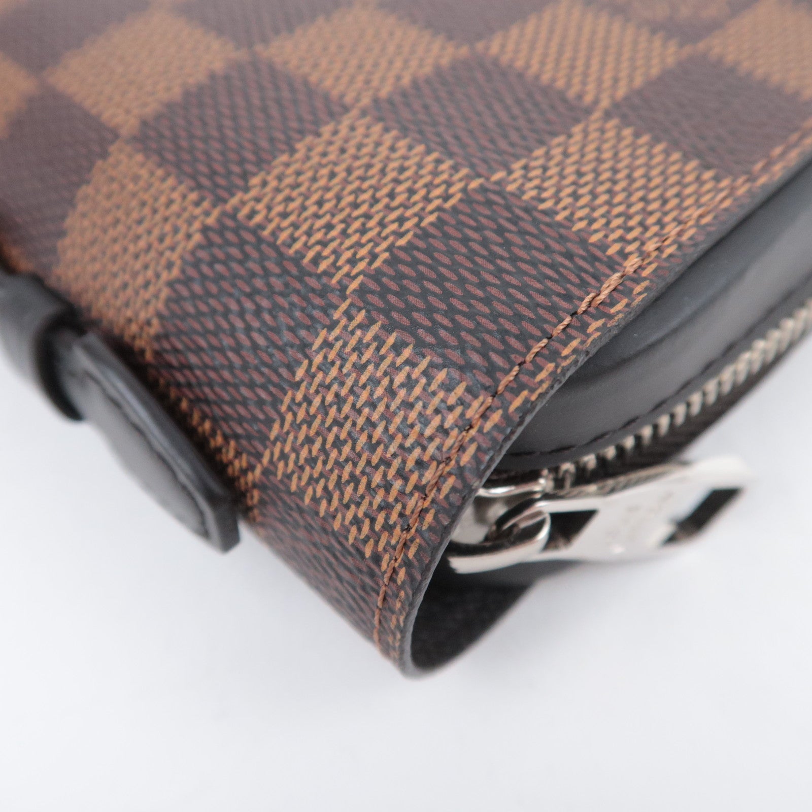 Louis Vuitton Damier Zippy XL Travel Wallet N63284