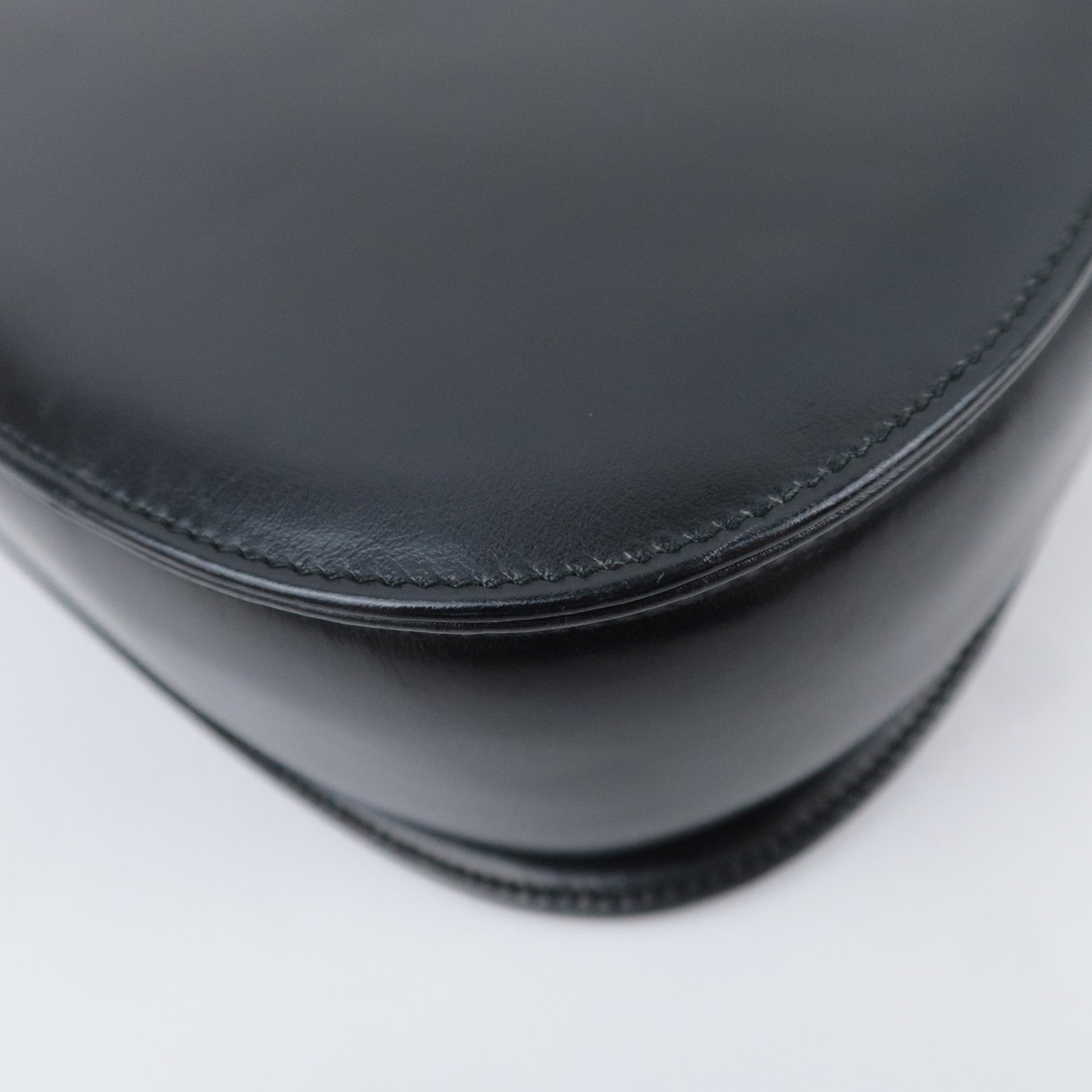 GUCCI Old Gucci Turnlock Leather Handbag Black 000.46.0164