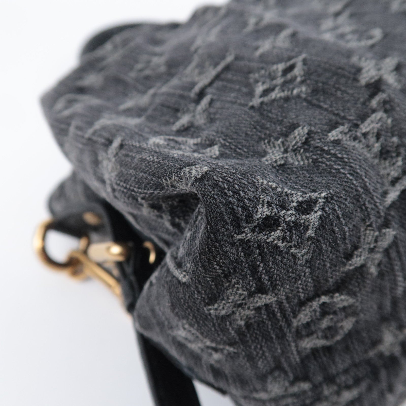 Louis Vuitton Monogram Denim Neo Cabby MM Noir M95351