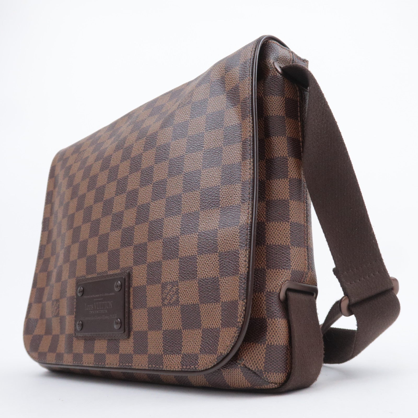 Louis Vuitton Damier Brooklyn MM Crossbody Bag N51211