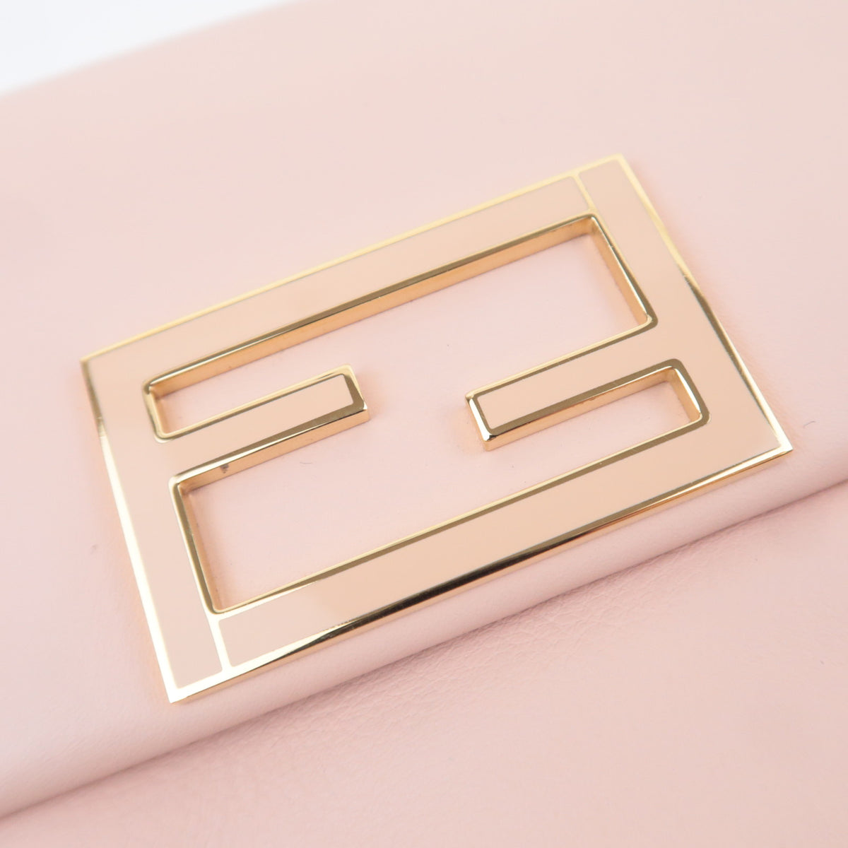 FENDI Leather Chain Shoulder Bag Pink 8M0276
