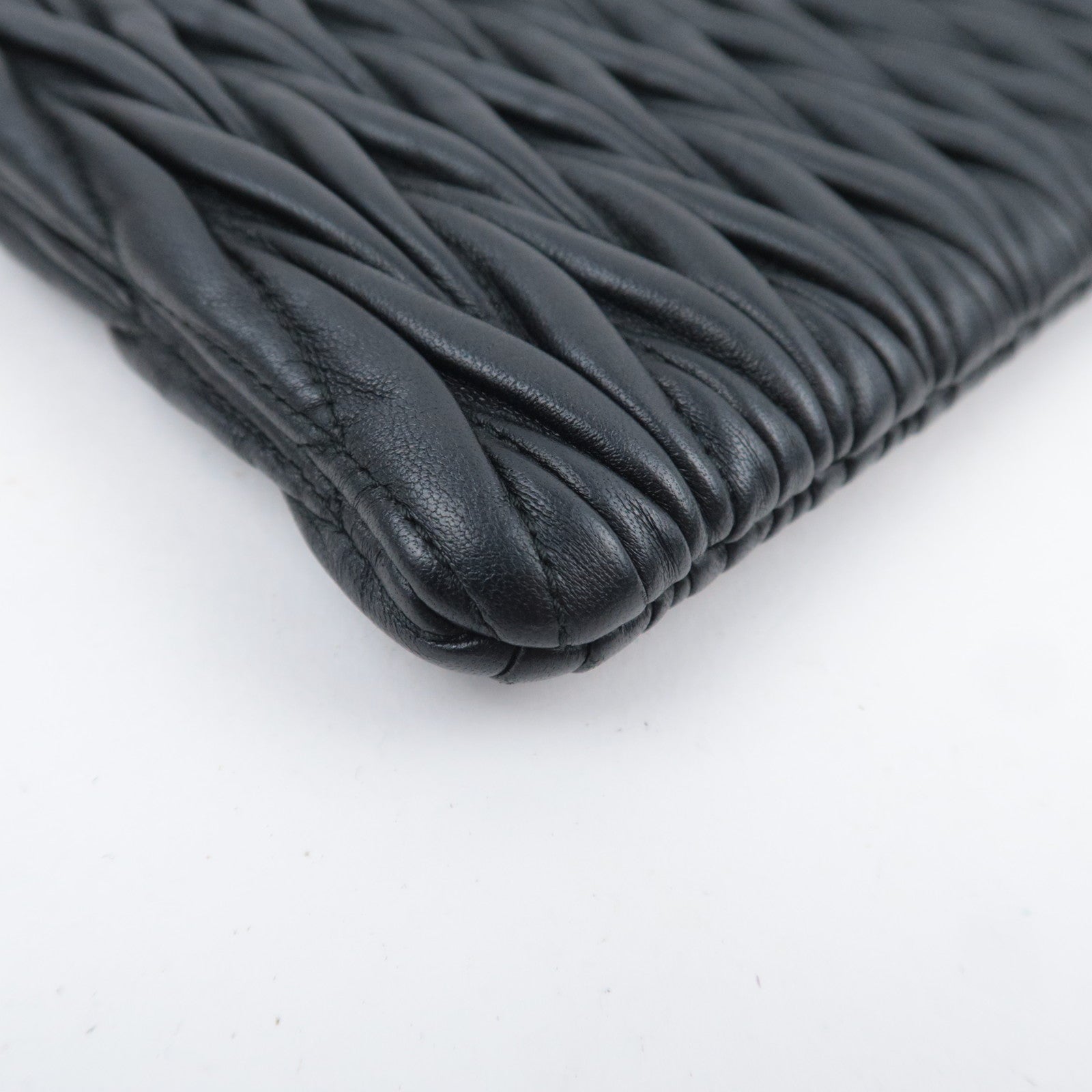 MIU MIU Matelasse Leather Accessory Pouch Black