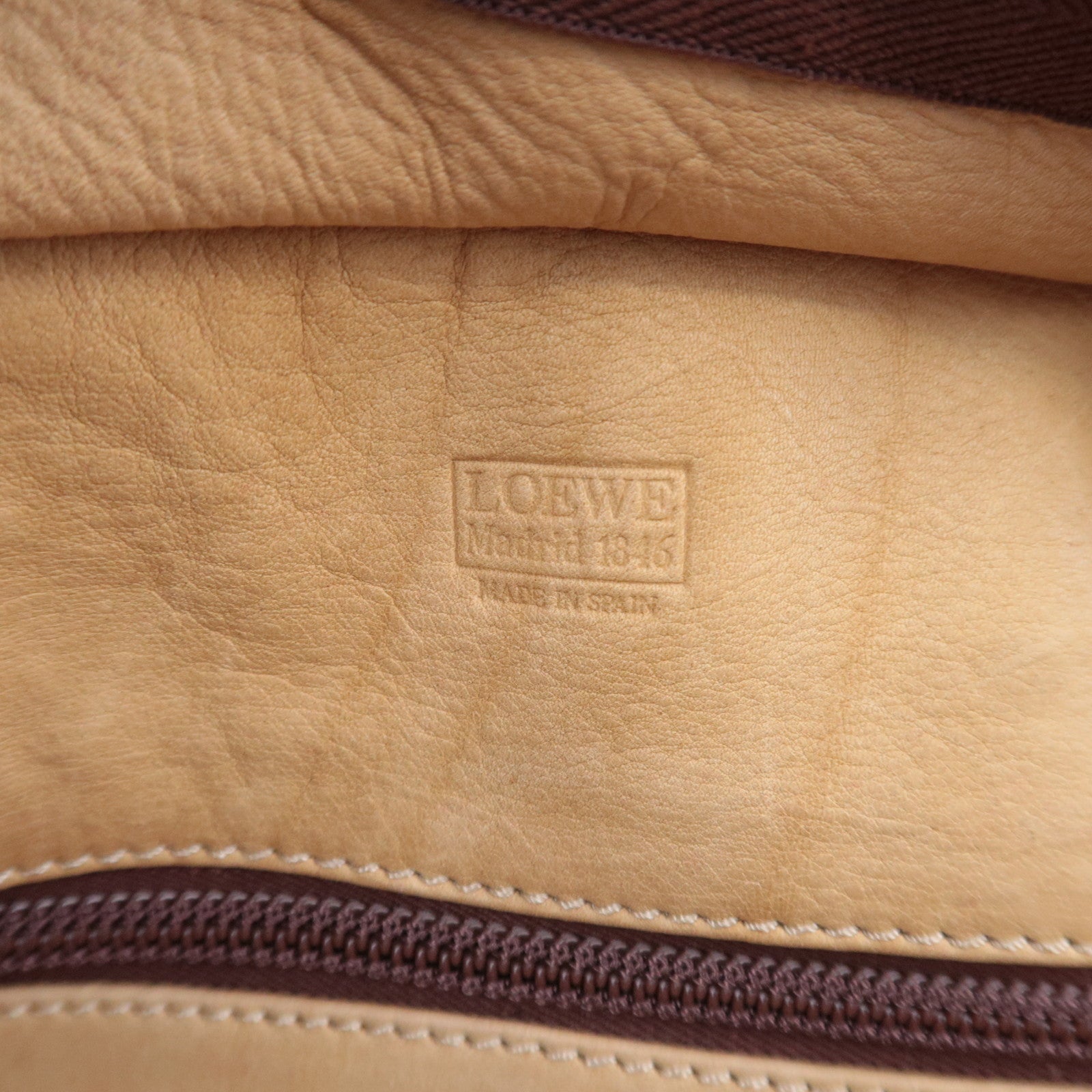 LOEWE Amazona 32 Suede Handbag Beige