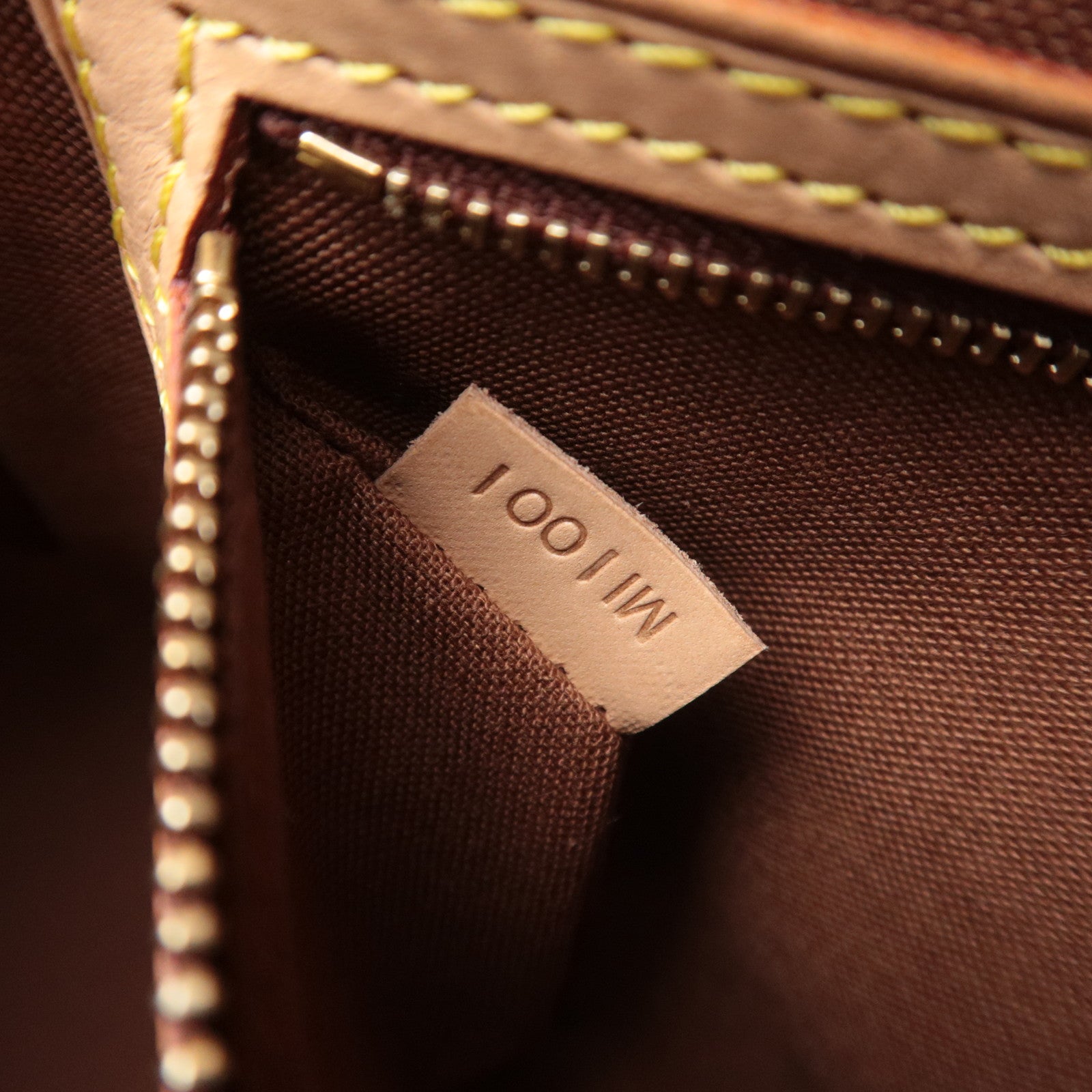 Louis Vuitton Monogram Mini Looping Shoulder bag M51147