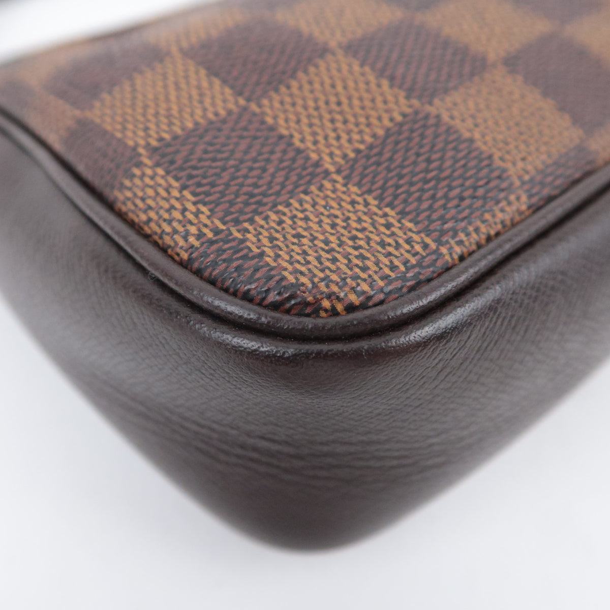 Louis Vuitton Damier Trousse Makeup Handbag N51982
