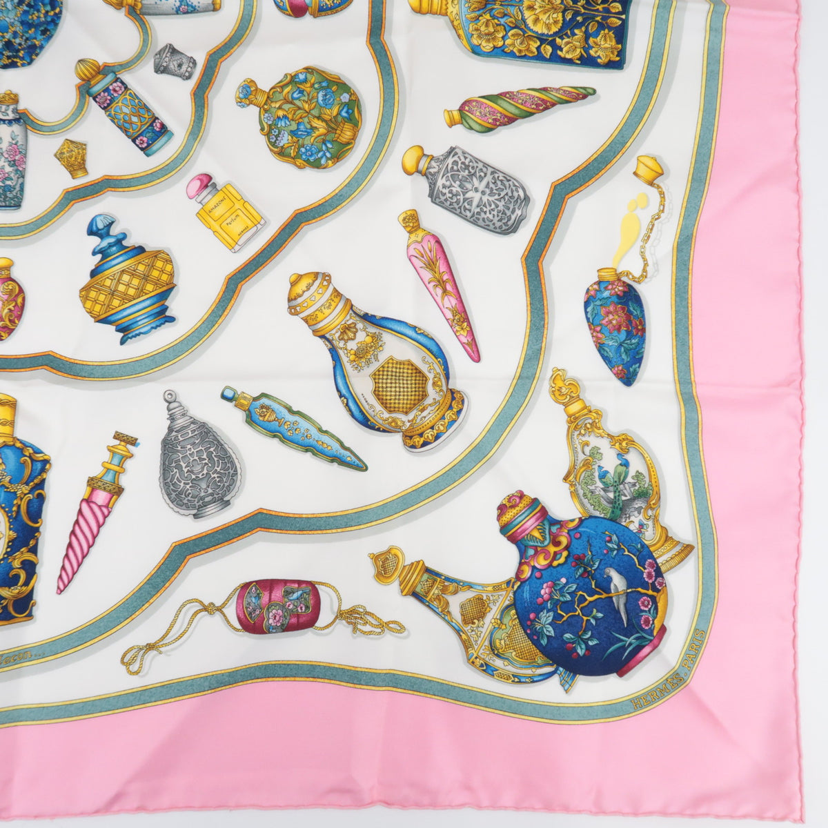 HERMES Carre 90 Scarf Quimporte Le Flacon