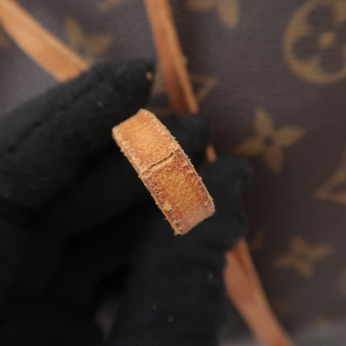 Louis Vuitton Monogram Petit Noe Bucket M42226