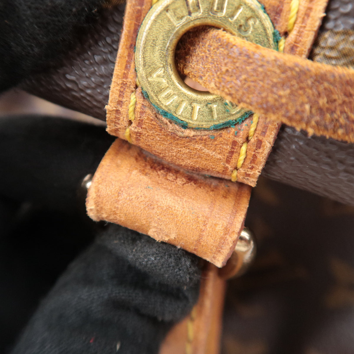 Louis Vuitton Monogram Petit Noe Bucket M42226