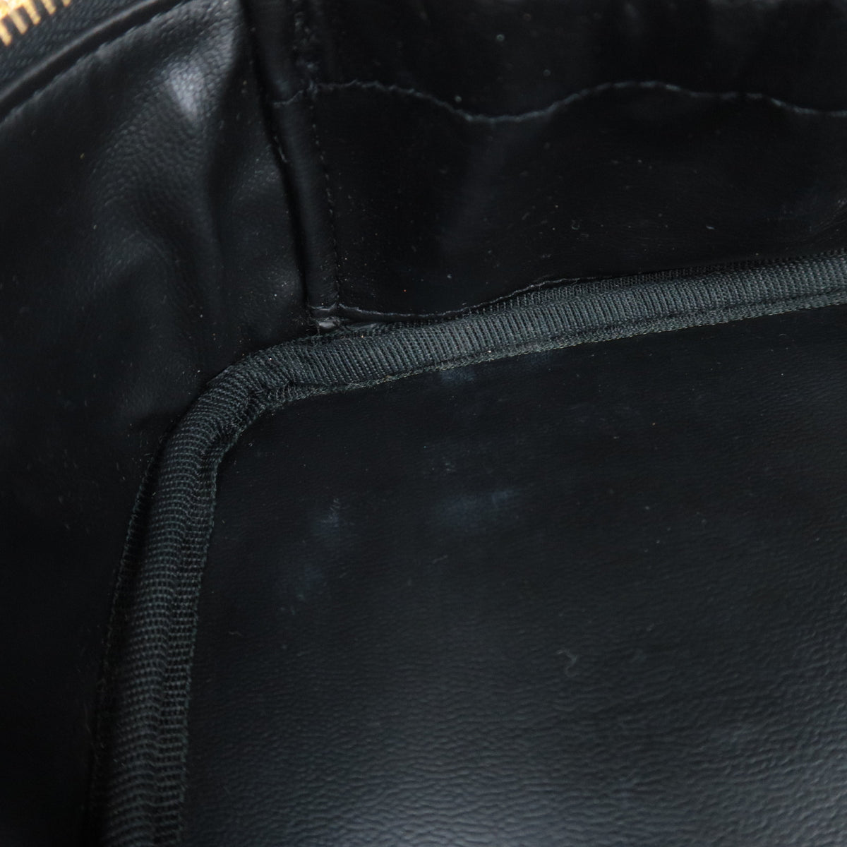 CHANEL Bicolore Horizontal Vanity Case A01618