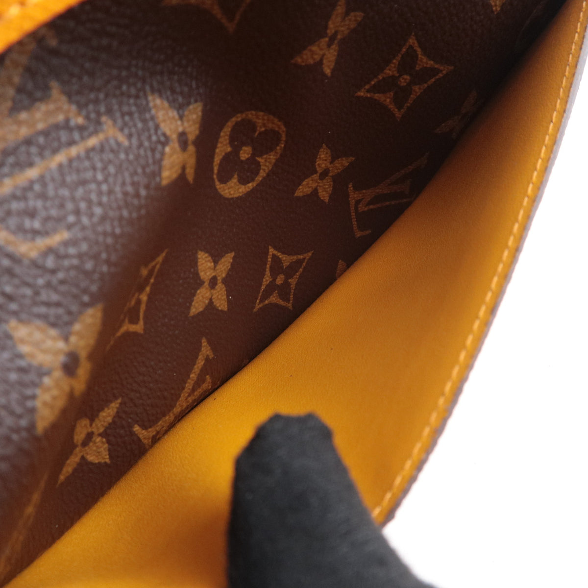 Louis Vuitton Monogram Macassar Portefeuille Brazza NM M82551