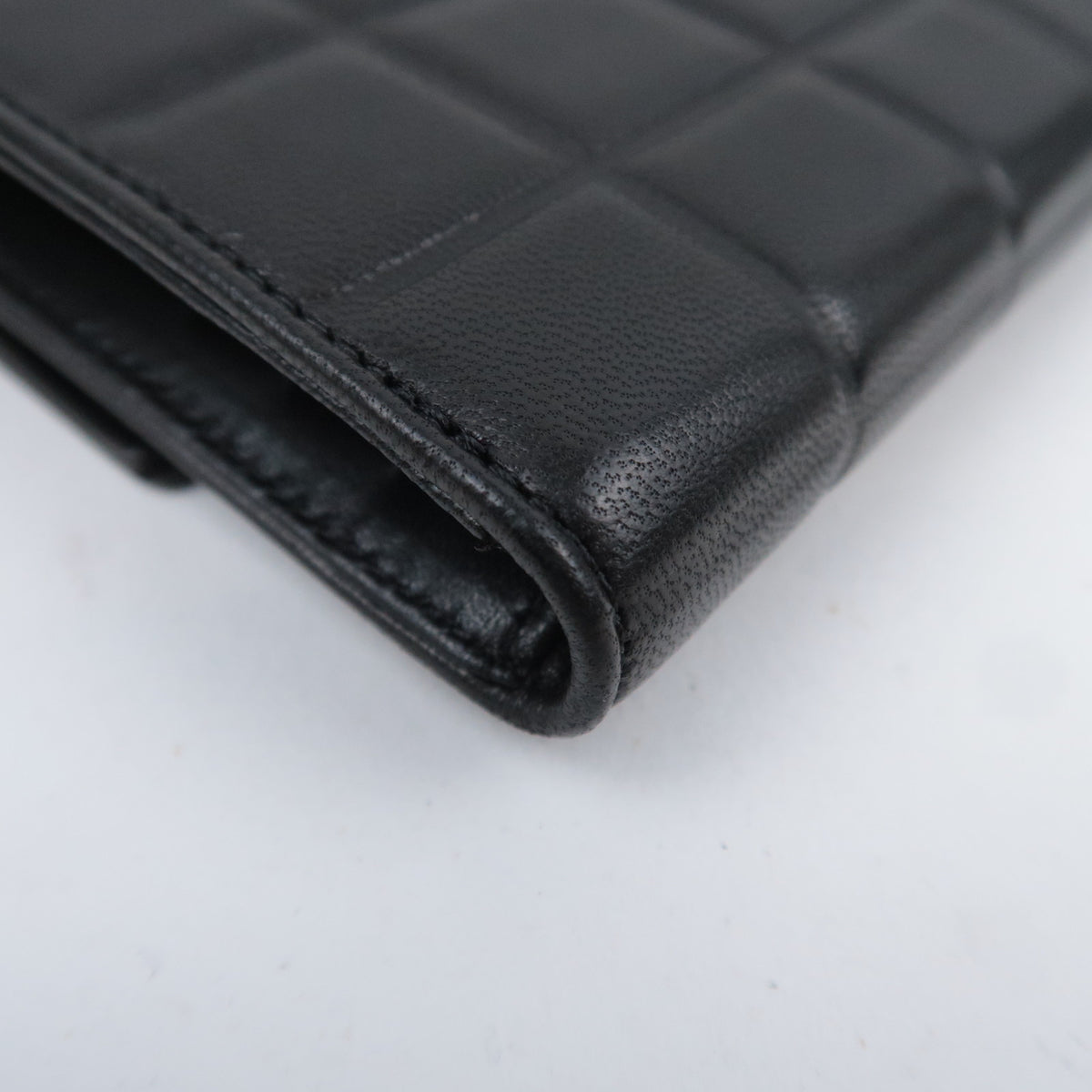 CHANEL Chocolate Bar Trifold Wallet Lambskin