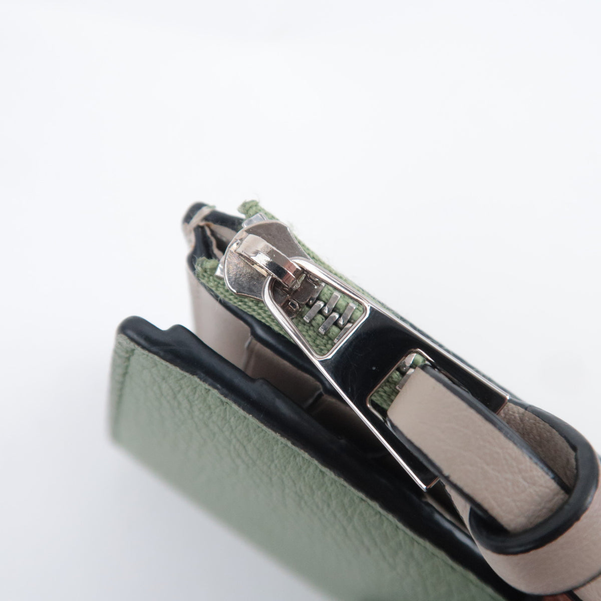 LOEWE Slim Zip Leather Compact Wallet
