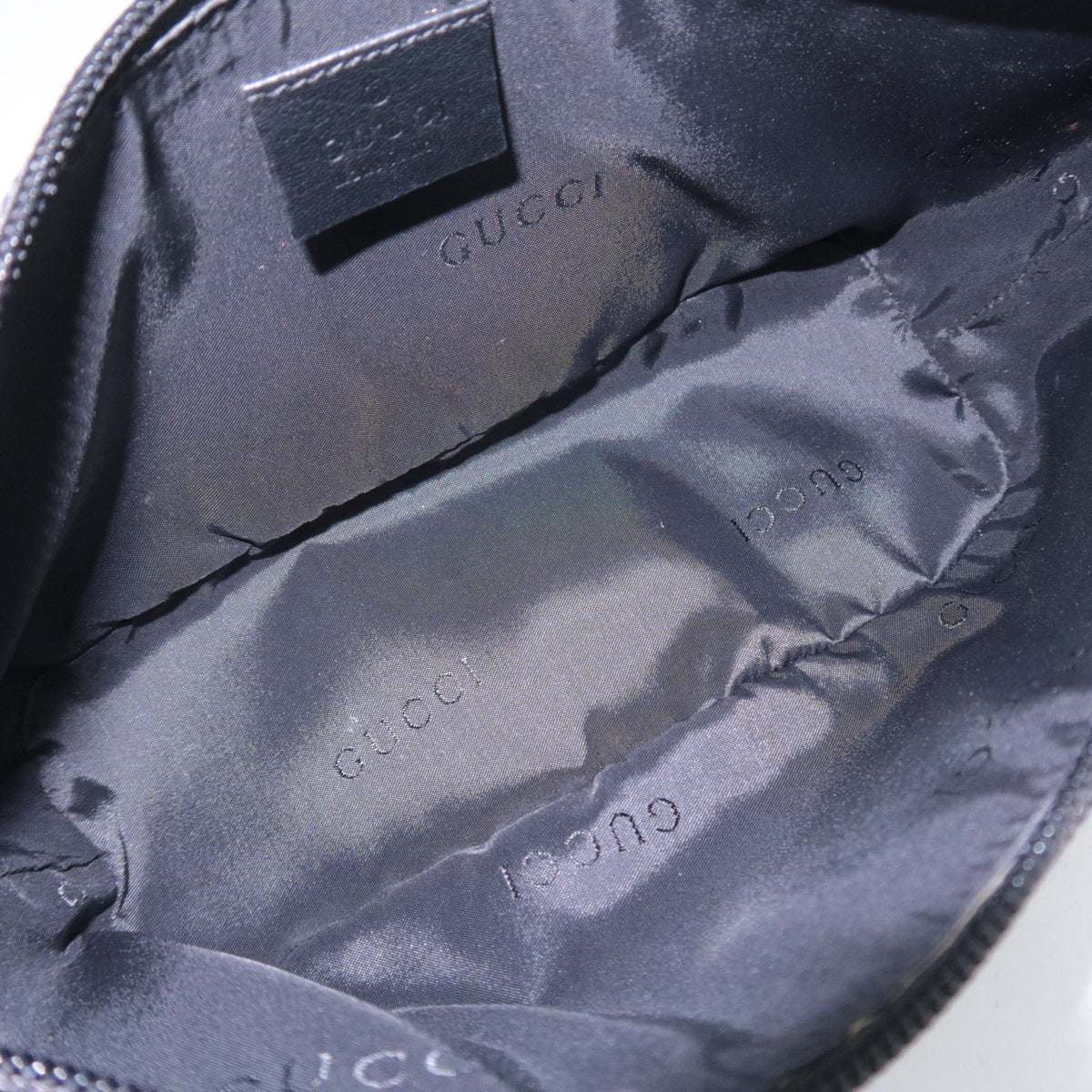GUCCI GG Canvas Boat Bag Black 039.1103