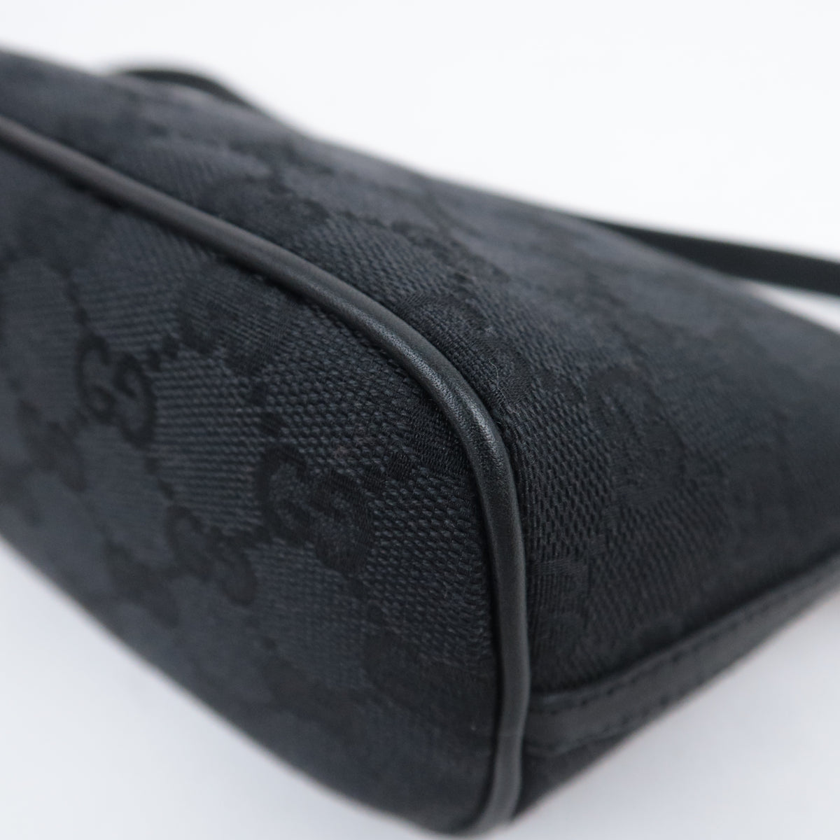 GUCCI GG Canvas Boat Bag Black 07198