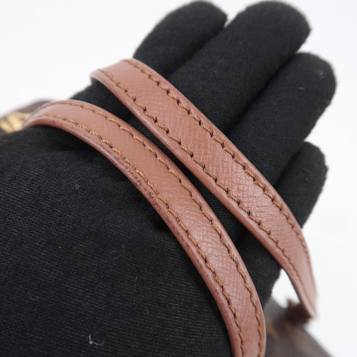 Louis Vuitton Monogram Papillon 26 Old Model M51366