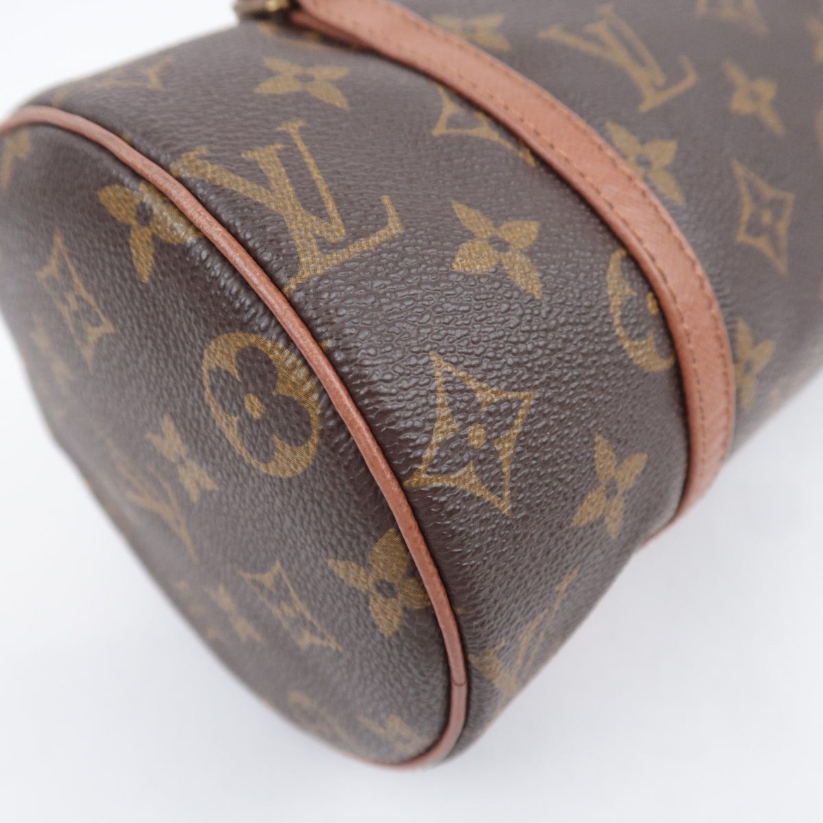 Louis Vuitton Monogram Papillon 26 Old Model M51366