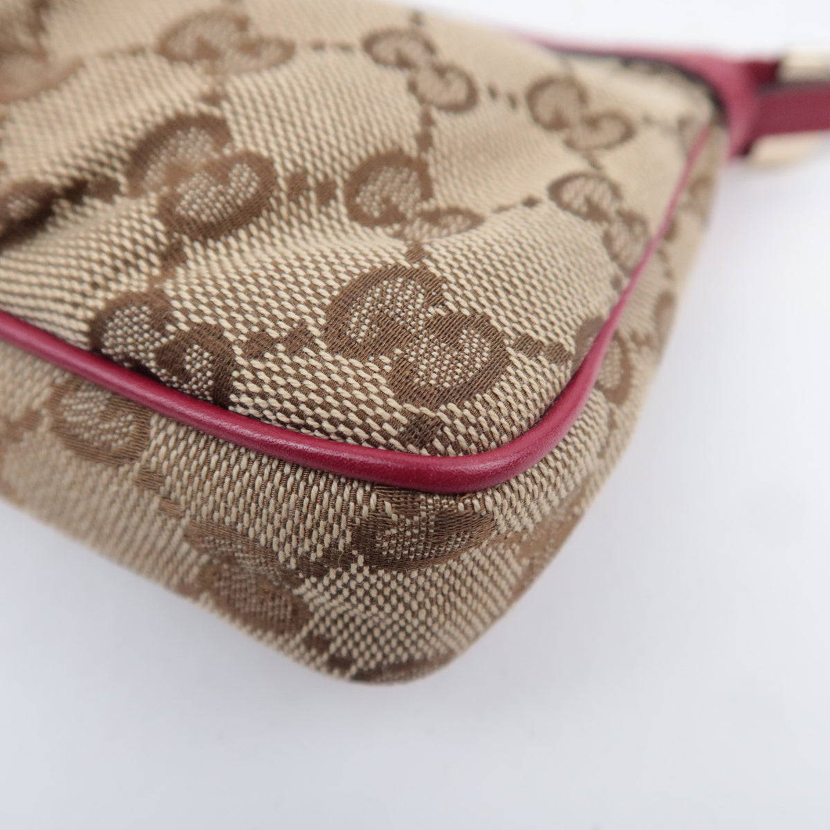 GUCCI Lovely GG Canvas Shoulder Bag 256899