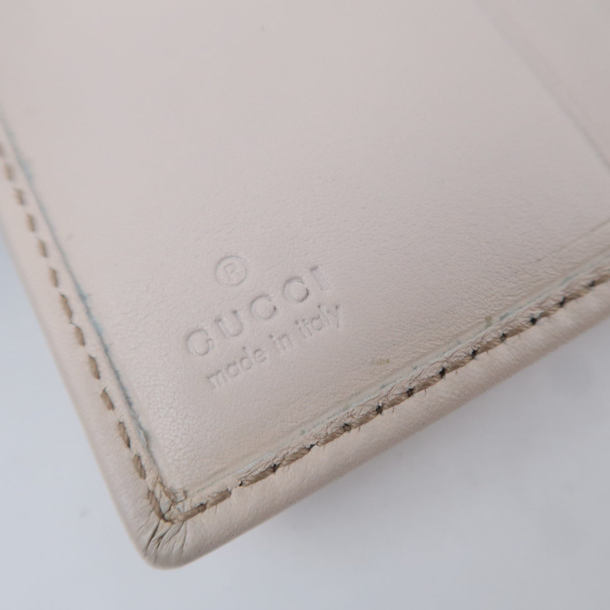 GUCCI GG Canvas Bi-Fold Wallet Beige Ivory Gold Clasp 159917