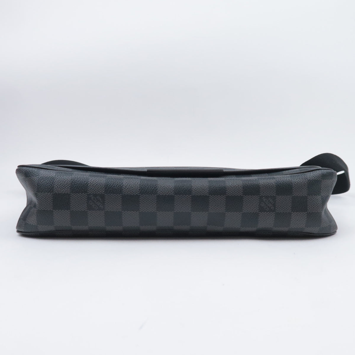 Louis Vuitton Damier Graphite Daniel MM Bag N58029