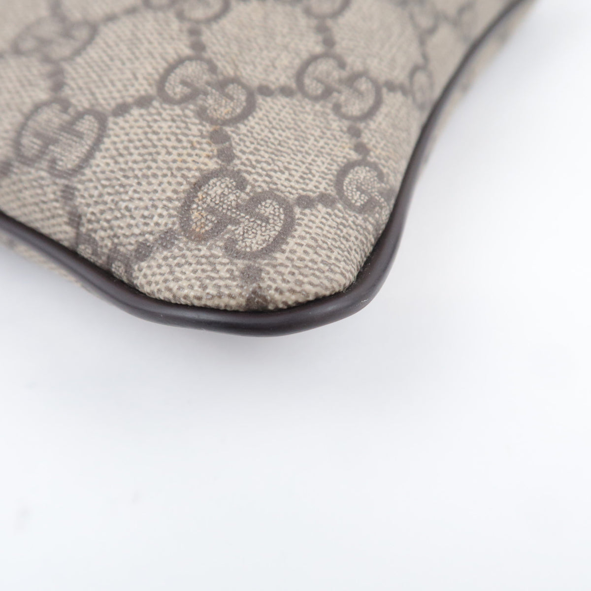 GUCCI GG Supreme Flat Shoulder Bag 201538