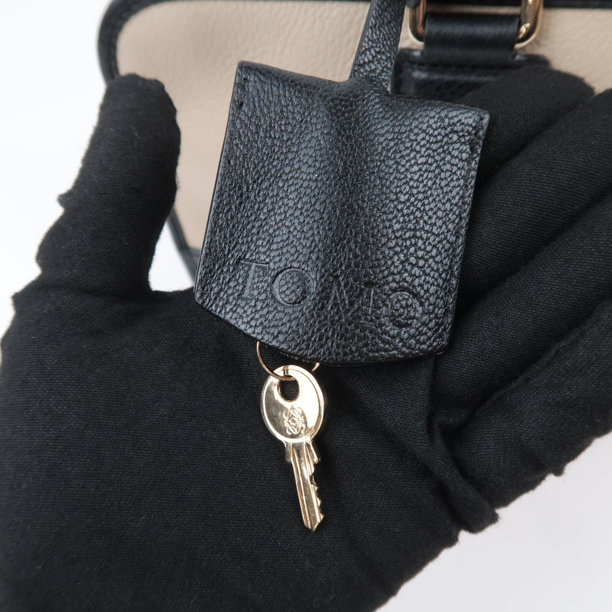 LOEWE Amazona 36 Leather Handbag Ivory Black